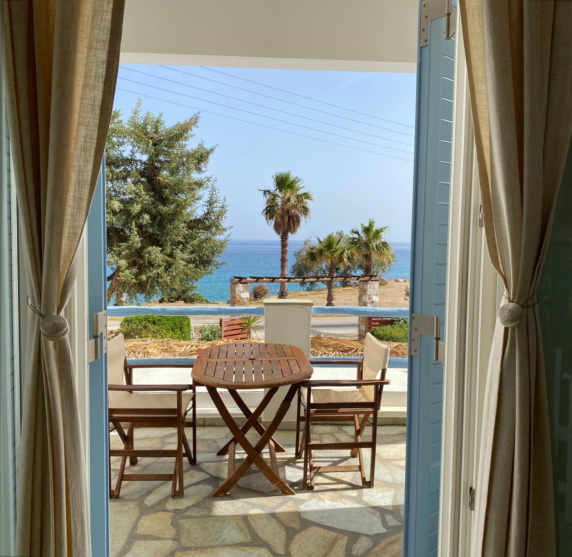 Agnadi Syros Beachfront Studios & Rooms Mégas Yialós-Nítes Exteriör bild